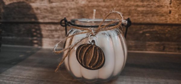 Wildberry Scented White Pumpkin Candle